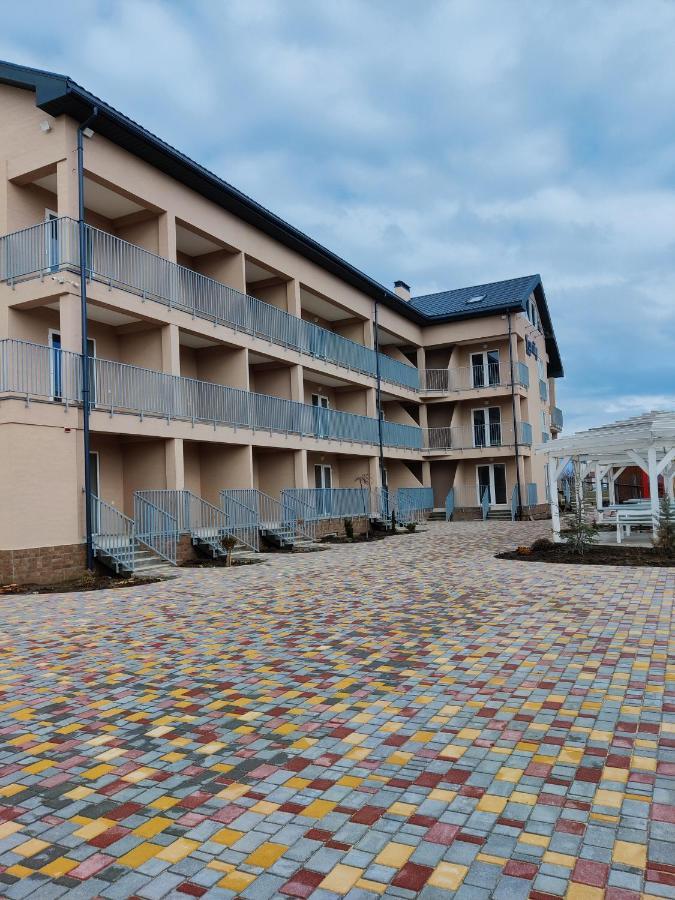 Family Hotel Gribovka Eksteriør bilde